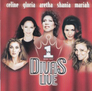 Divas Live